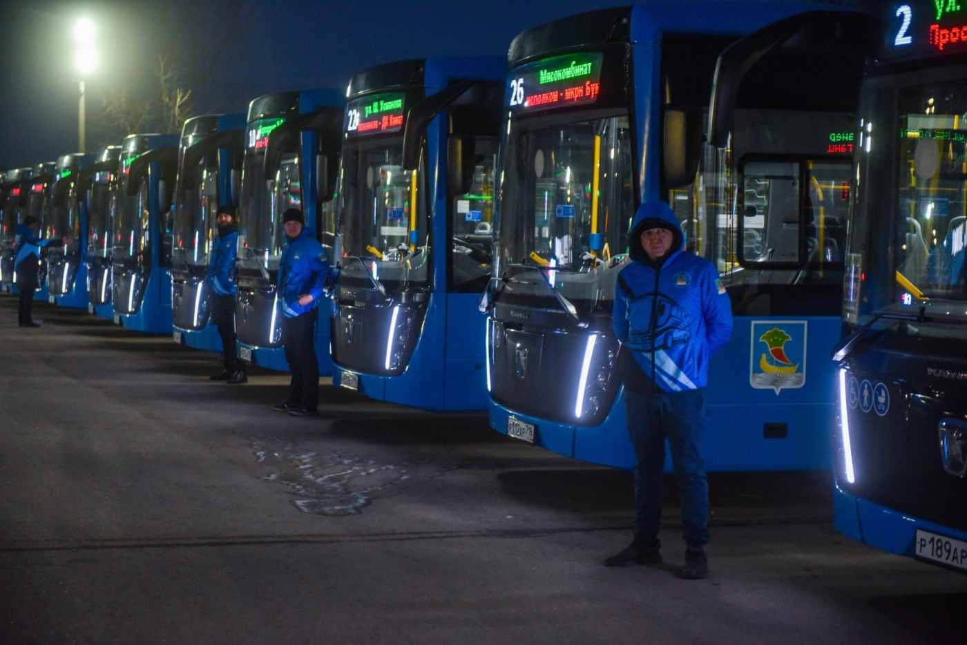 Мэр велел водителям новых автобусов наладить коммуникации с пассажирами