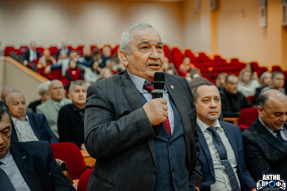 «Весь мир постепенно отходит от высотных домов. Со временем население будет смещаться к периферии, в поселки‑спутники»