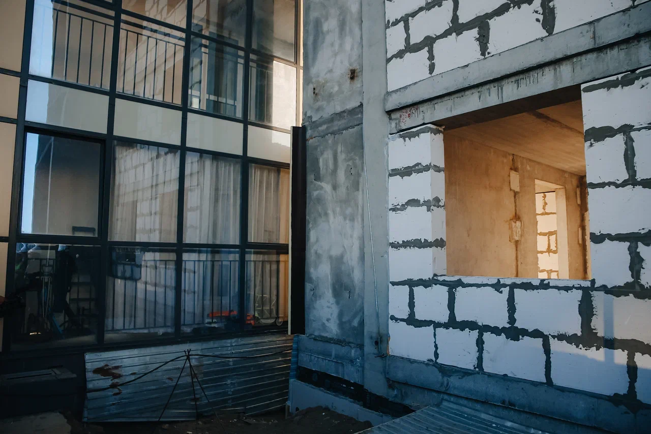 Фарид Салахов приехал к жителям ЖК «Маяк», где разгорелся скандал (фото)