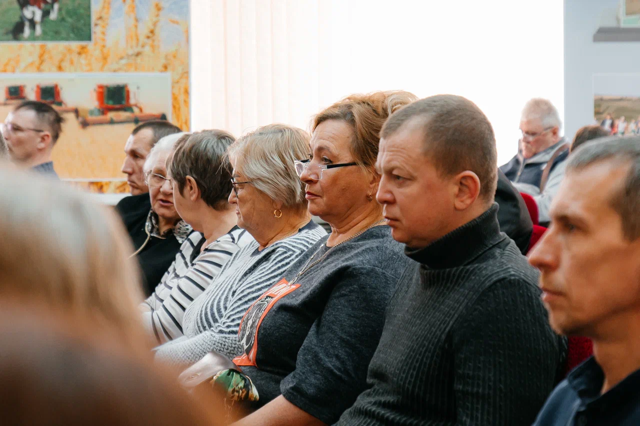 «Сети проложили 30 лет назад, когда проведут газ – не знаем. Скандалы каждый день»