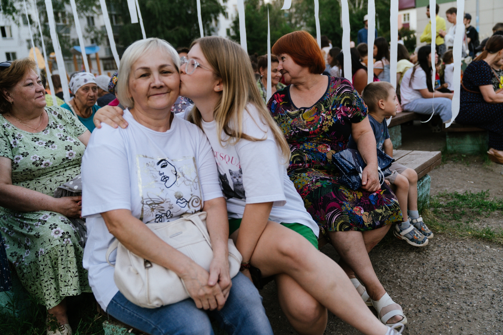 Жители города показали спектакль во дворе