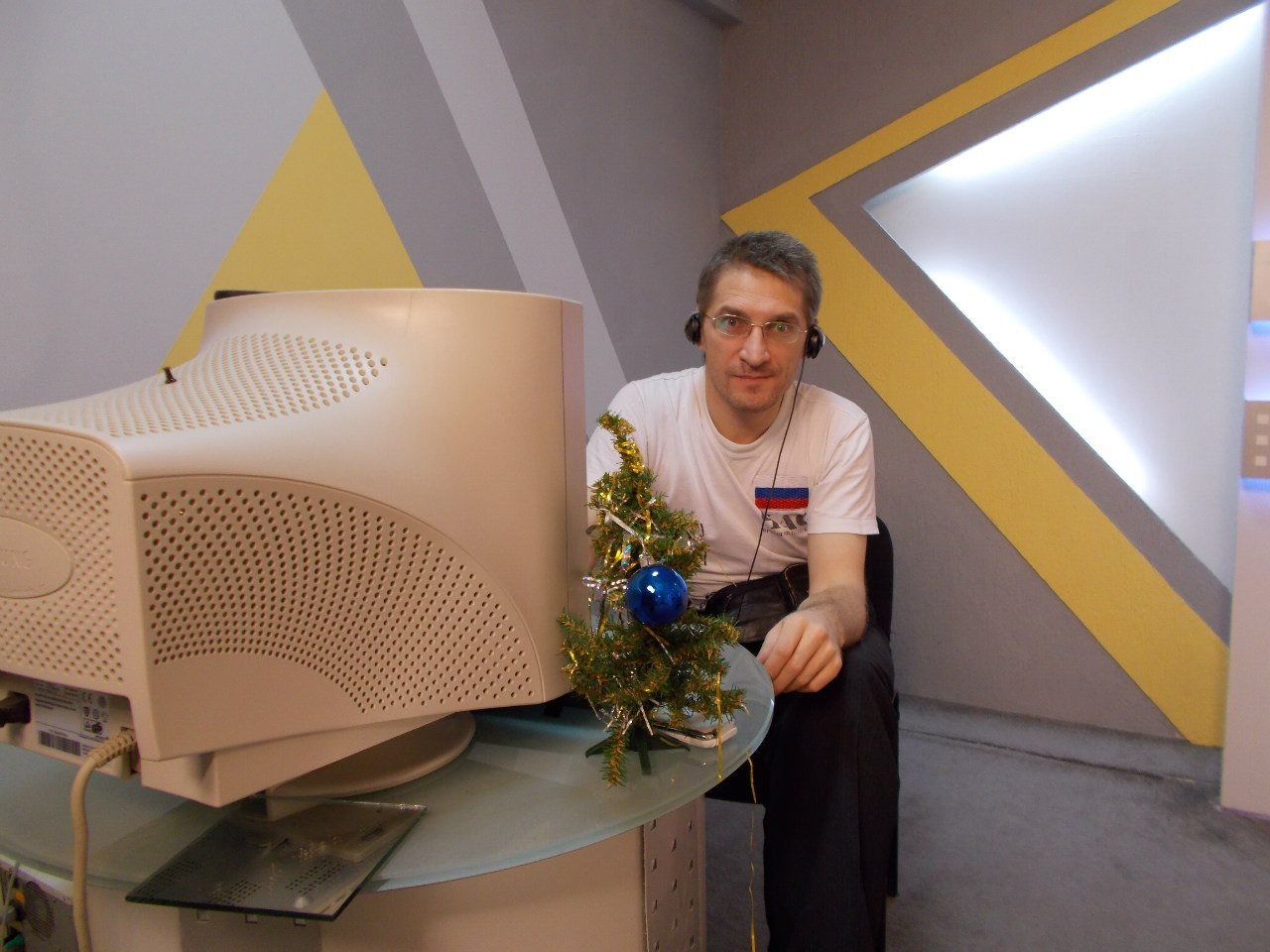 После продолжительной болезни ушел из жизни телеоператор Михаил Матвеев