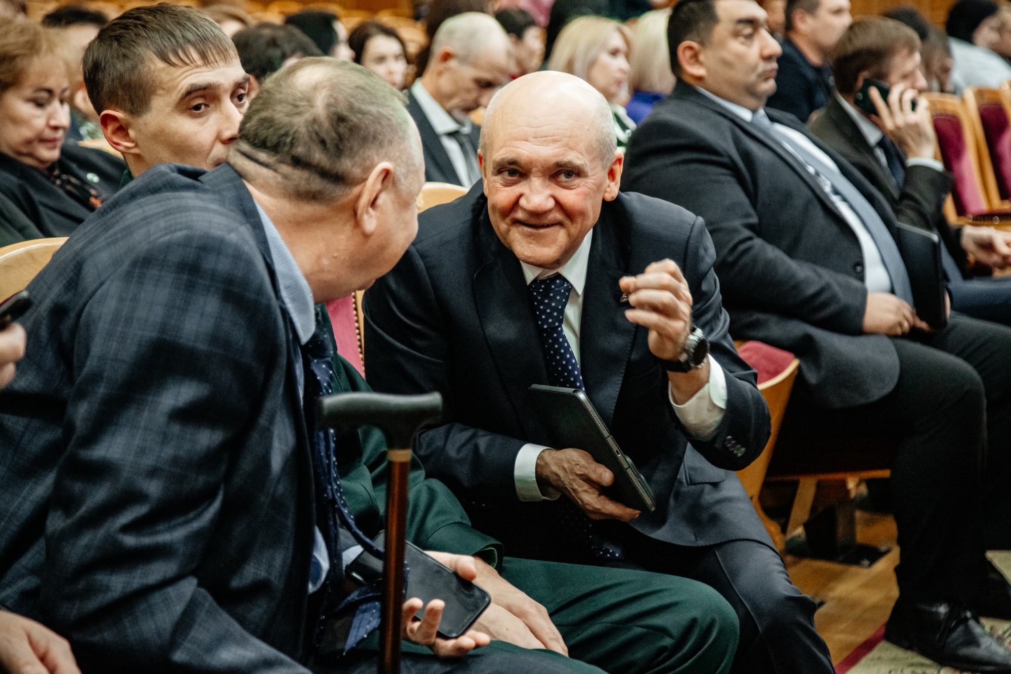 «Я прошу вас, проявите характер. Ну хоть одно какое-нибудь пожелание в адрес Госсовета! Тишь да гладь…»