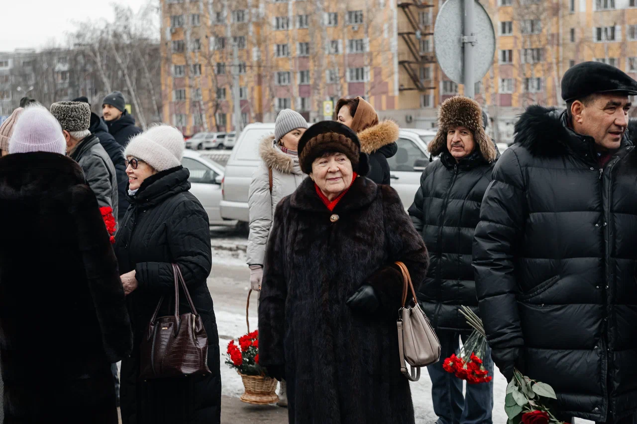 Фото: в Челнах почтили память первого руководителя города Раиса Беляева Фото: в Челнах почтили память первого руководителя города Раиса Беляева