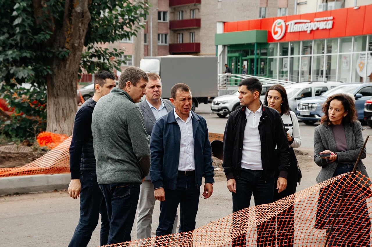 «Из 90 домов сегодня в 55 работы по капремонту не завершены. Это как бы не есть хорошо» «Из 90 домов сегодня в 55 работы по капремонту не завершены. Это как бы не есть хорошо»