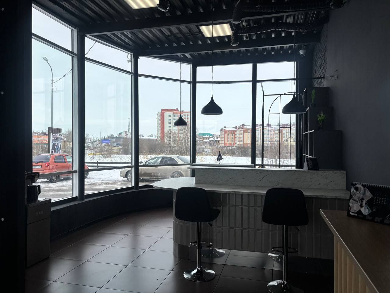 Офис, шоурум или коворкинг? В Альметьевске открылся Haier House! Офис, шоурум или коворкинг? В Альметьевске открылся Haier House!