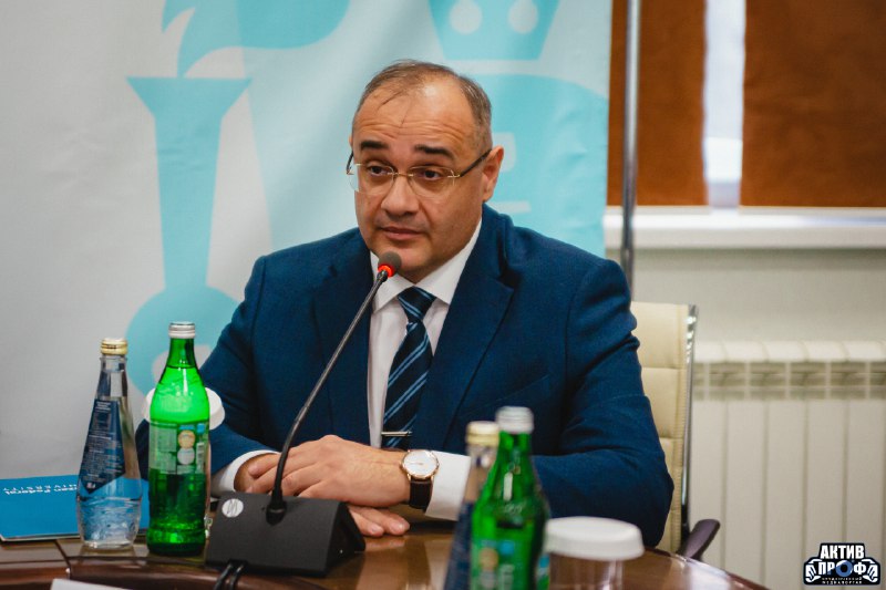 «Вуз должен быть достойного уровня»: Когогин о сотрудничестве «КАМАЗа» с КФУ