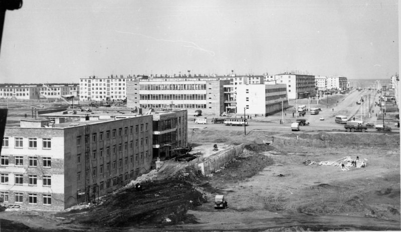 Вчера и сегодня: как изменилась некогда главная улица Челнов (фото)