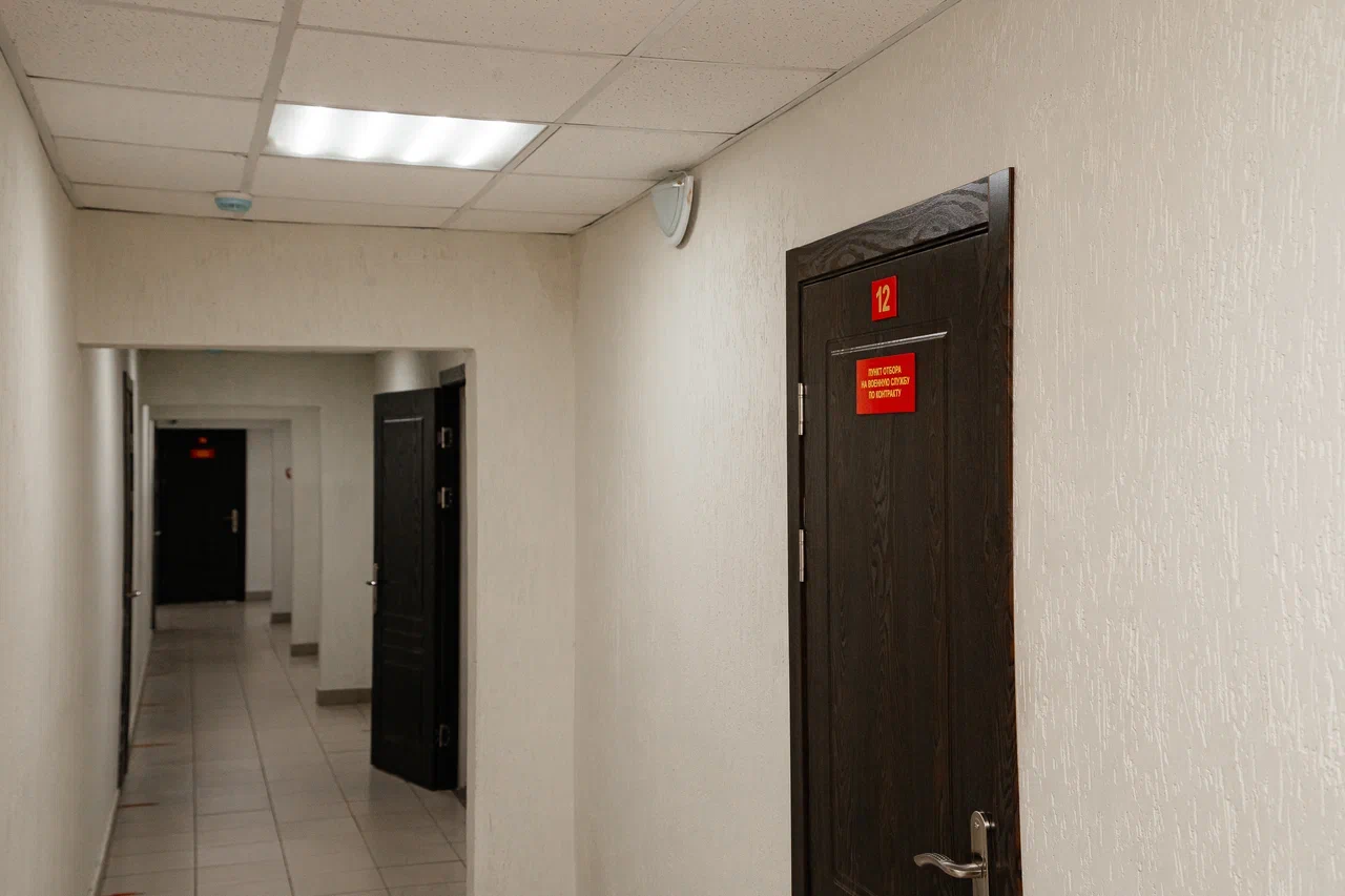 «Друг пытался отговорить перед отправкой, предлагал открыть бизнес. Но я готов отправиться не ради денег» «Друг пытался отговорить перед отправкой, предлагал открыть бизнес. Но я готов отправиться не ради денег»