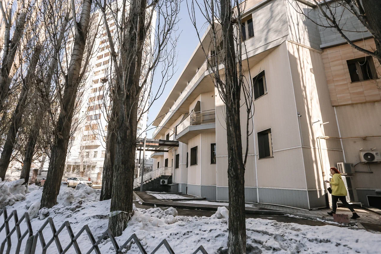 Фото: в Челнах сносят часть отеля «Расстал» Сергея Рачкова