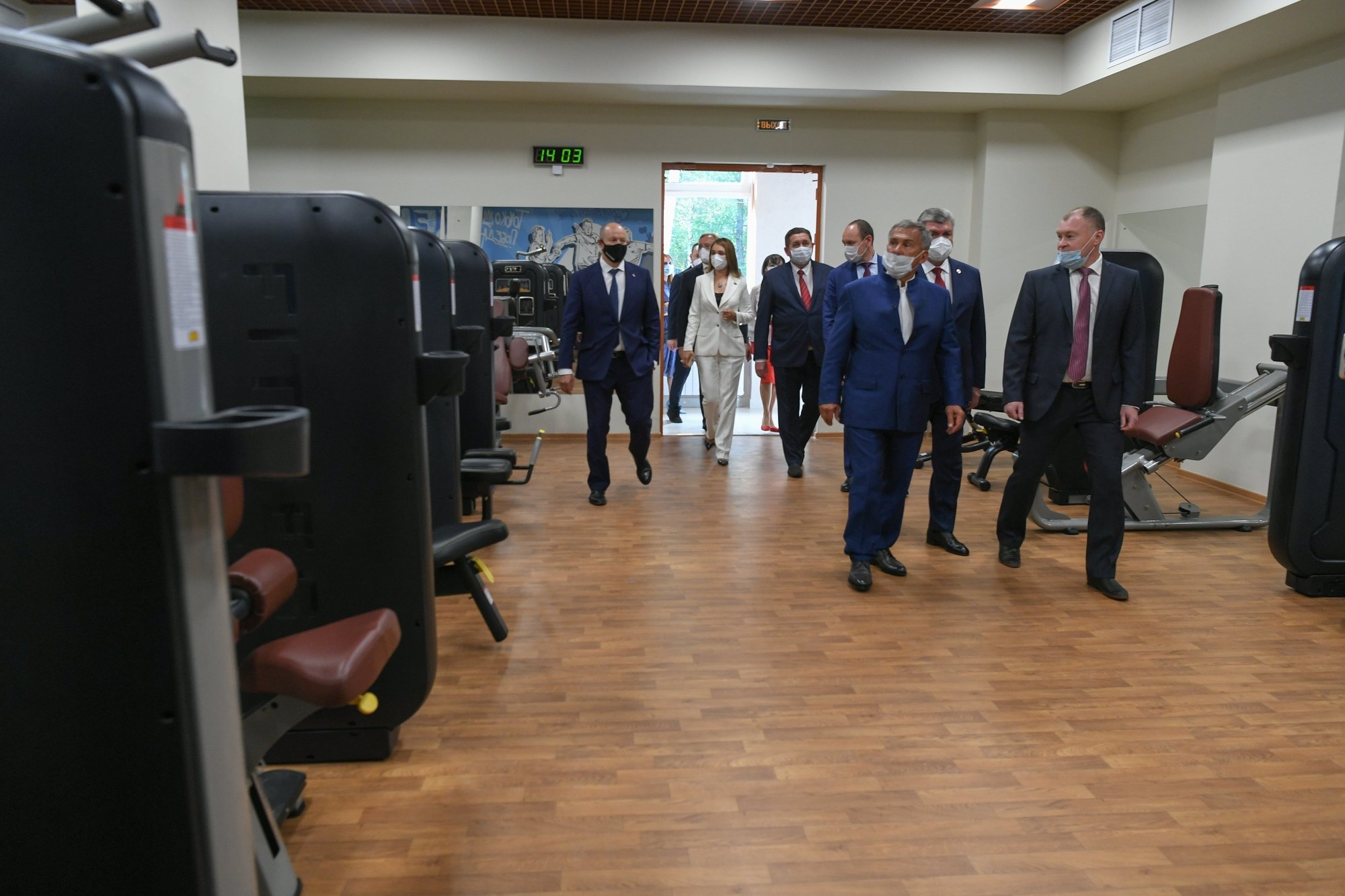 Фото: как президент в Челнах спортобъекты открывал