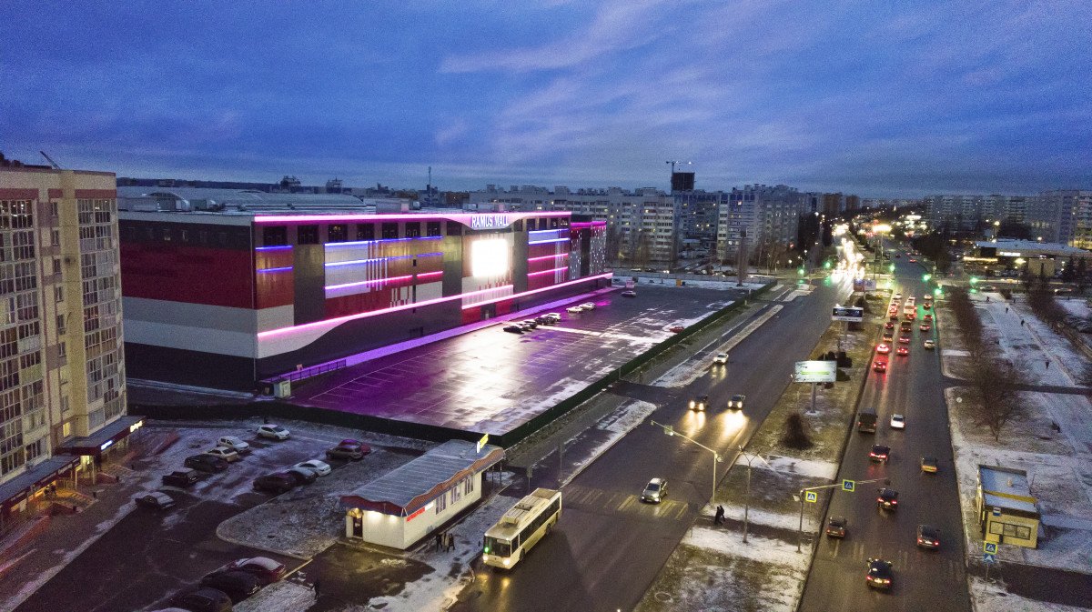 В Нижнекамске готовят к открытию крупнейший в Закамье торговый центр