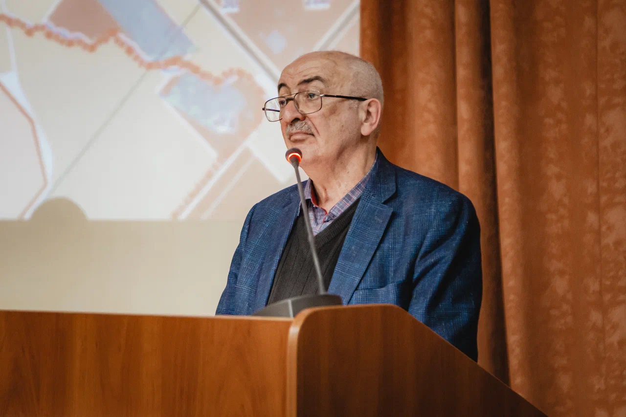 «Начинать совершенно в чистом поле строительство – это огромные затраты. Развитие в ту сторону не совсем разумно» 