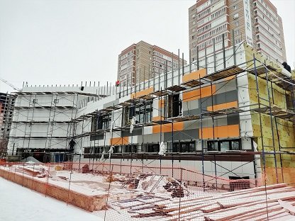 «Столько исторических зданий в прямом смысле уродуют такими фасадами»