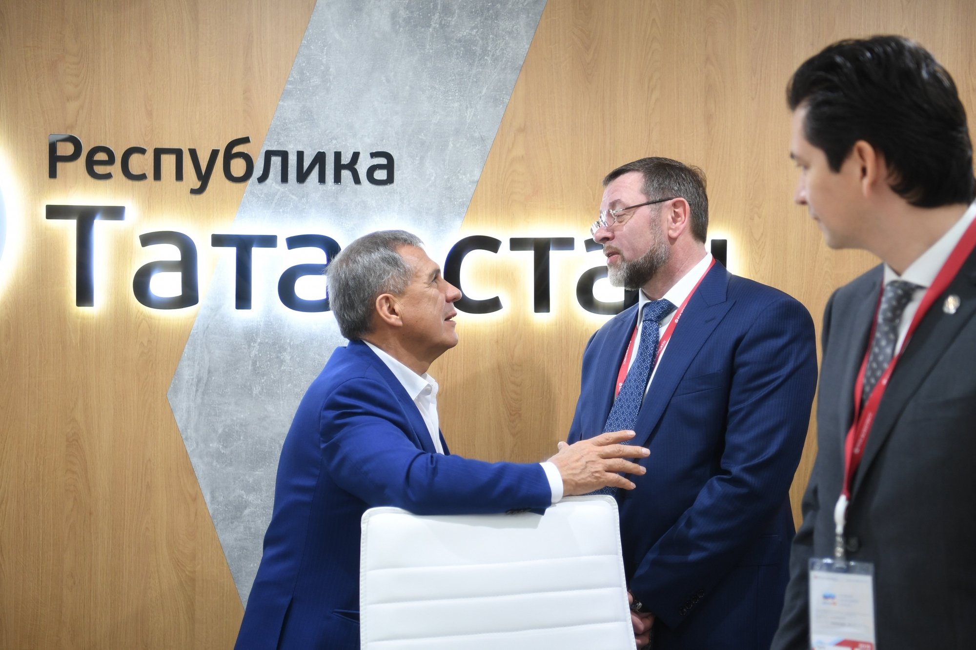 Магдеев и резиденты ТОСЭР презентуют Челны на инвестиционном форуме в Сочи 