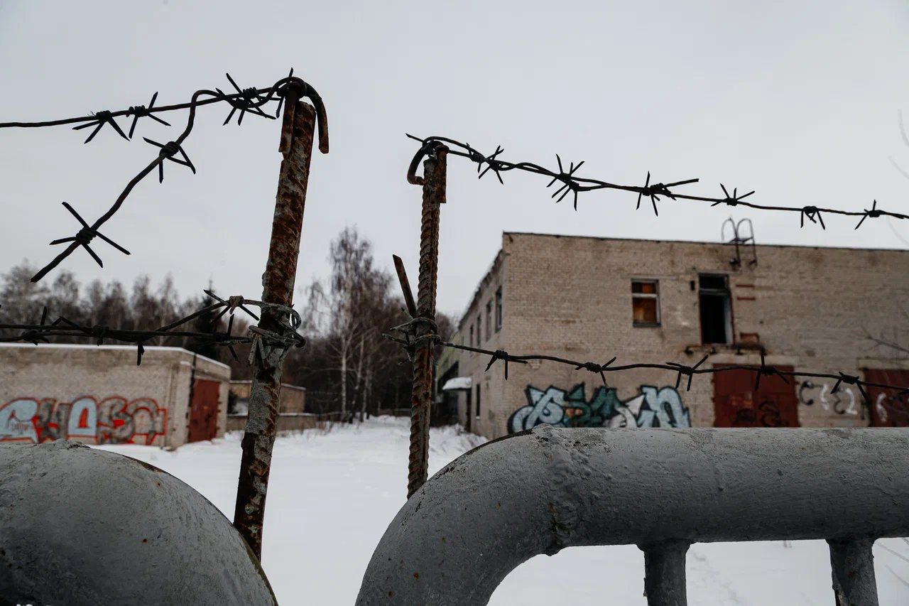 Фото: как выглядит заброшка Ленара Миргалиева, где пострадали дети