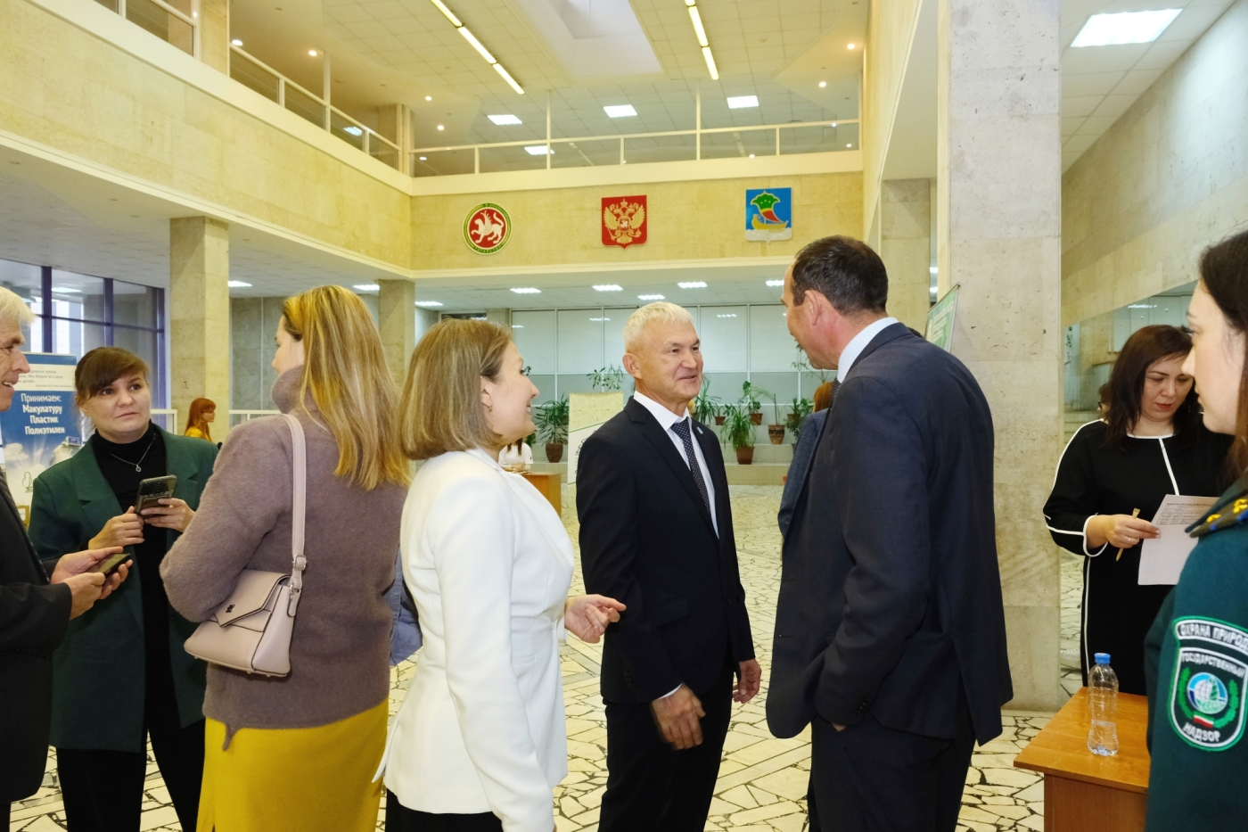 В Челнах наградили самых активных участников акции «Бумаге – вторую жизнь!»