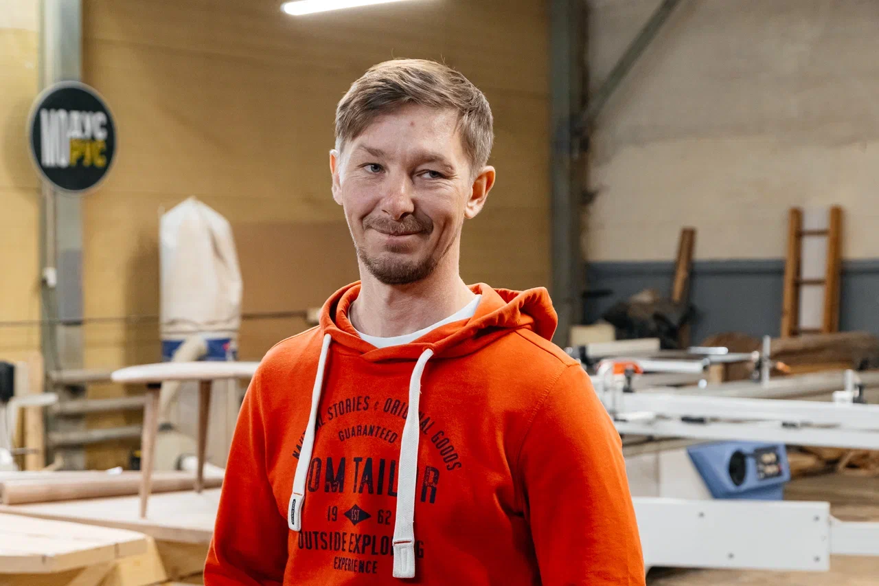 «Нас не привлекает мебель, которая в 90% присутствует на рынке. В ней нет ни жизни, ни души» «Нас не привлекает мебель, которая в 90% присутствует на рынке. В ней нет ни жизни, ни души»