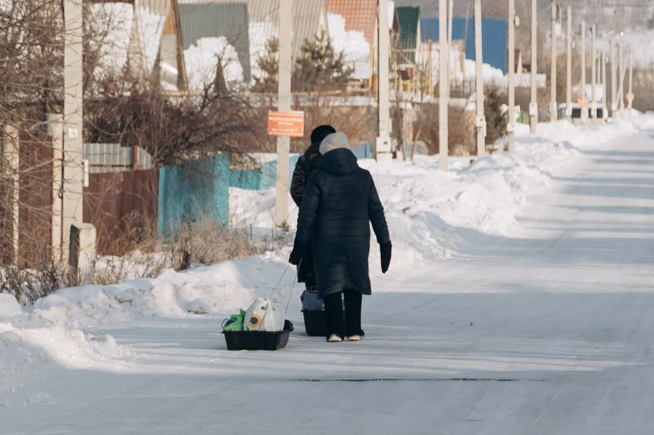 «Нет такого чиновника, который пошел бы в исполком за зарплатой. Люди делают карьеру»