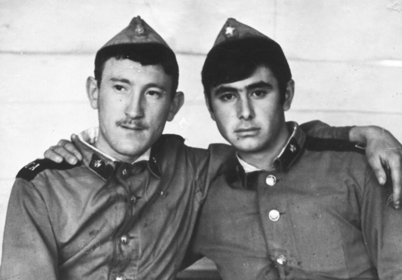 Архив: солдаты военной части, которая существовала в Челнах до 90-х