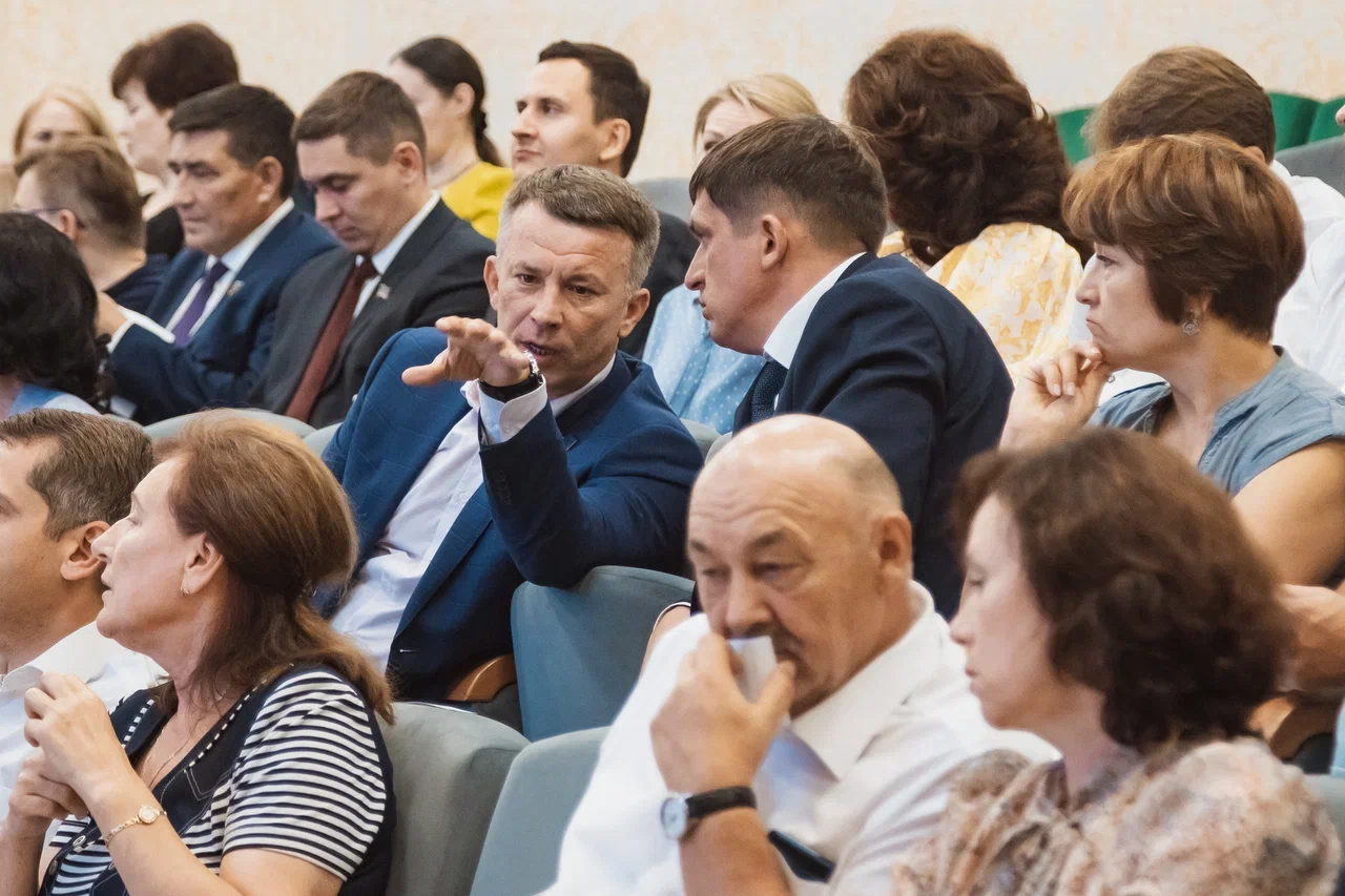 «Должен быть сплав опыта, мудрости и молодости. Хотели бы привлечь людей с финансовыми и административными возможностями»