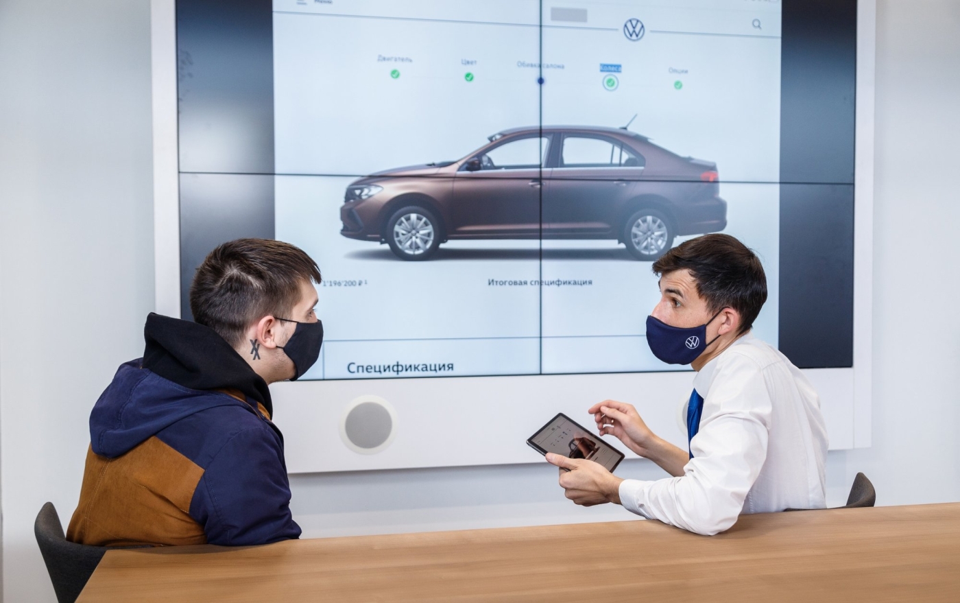 23 февраля челнинцы могут отметить праздник в автосалоне 