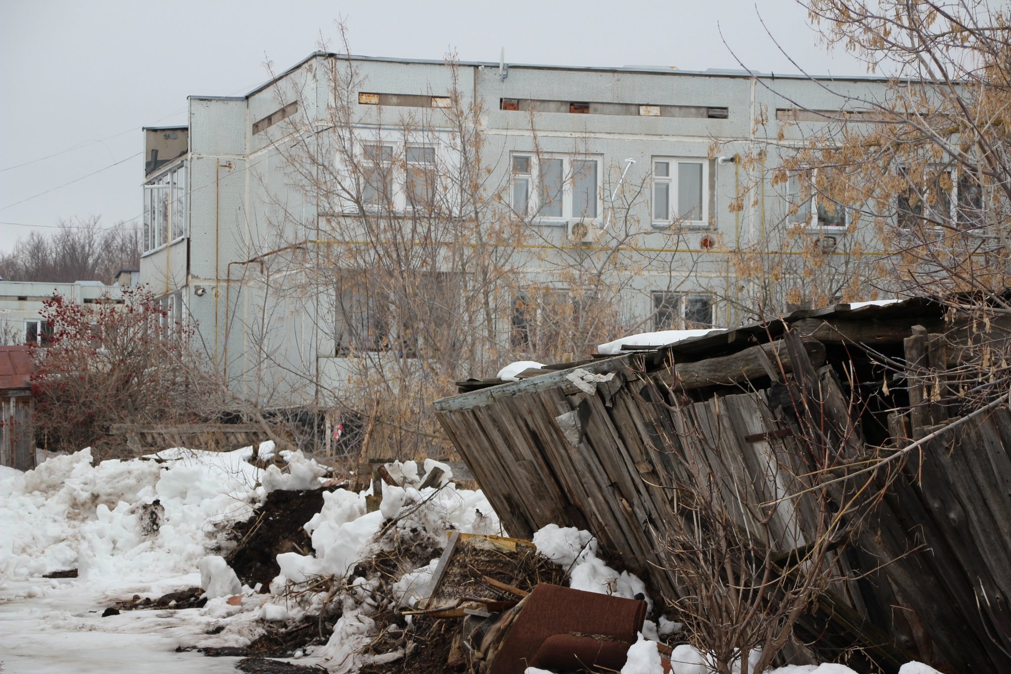 В Тукаевском районе под «Наш двор» снесут старые сараи, взамен дадут земли  11.03.2020