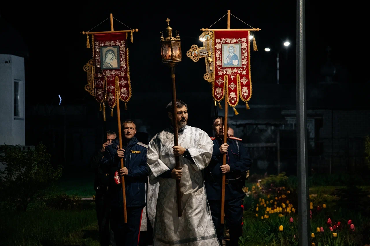 Фото: как в челнинских храмах прошли пасхальные богослужения