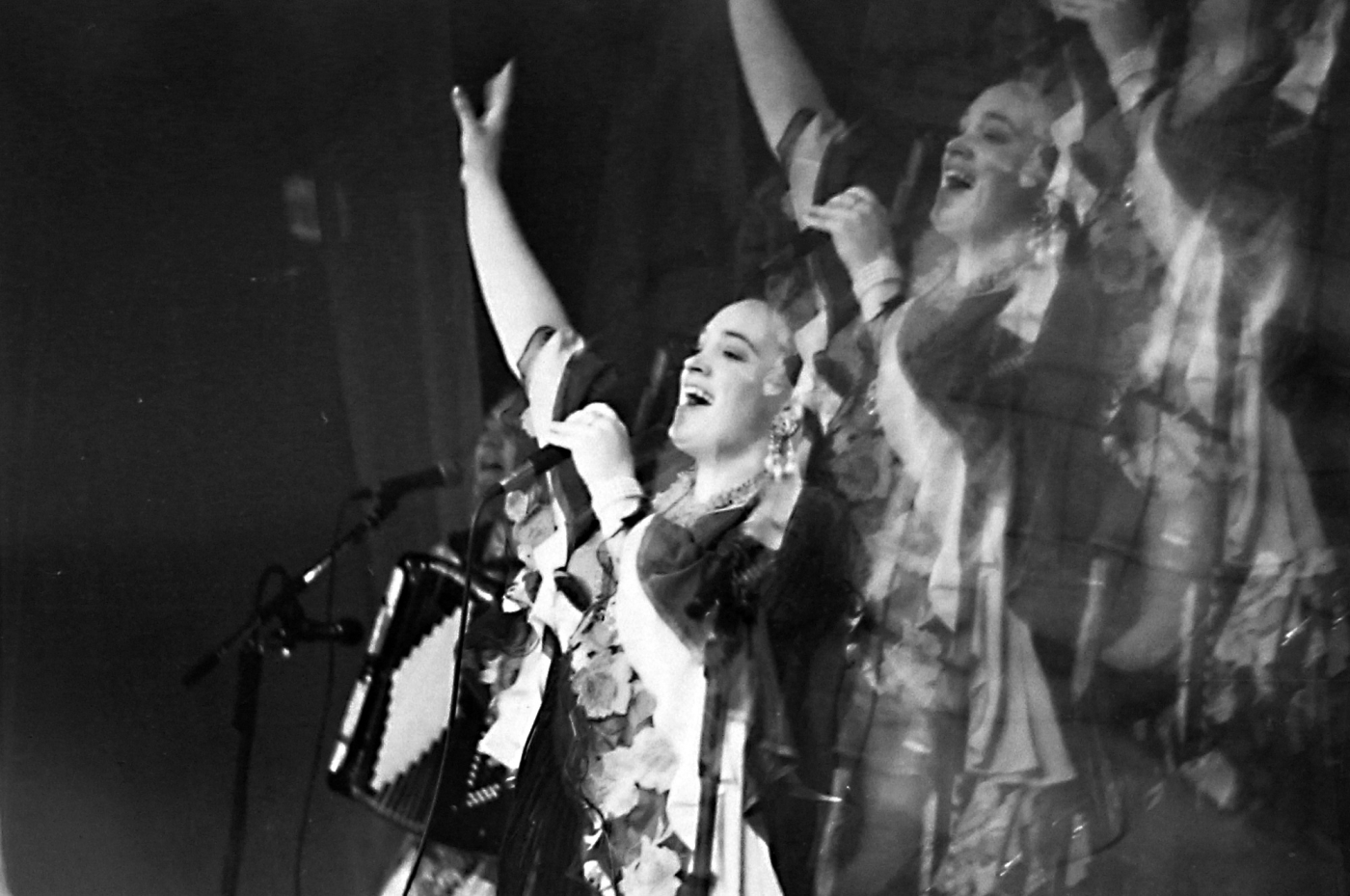 Как в Челнах встречали советских звезд - Пугачеву, Высоцкого и Окуджаву (фото) Как в Челнах встречали советских звезд - Пугачеву, Высоцкого и Окуджаву (фото)