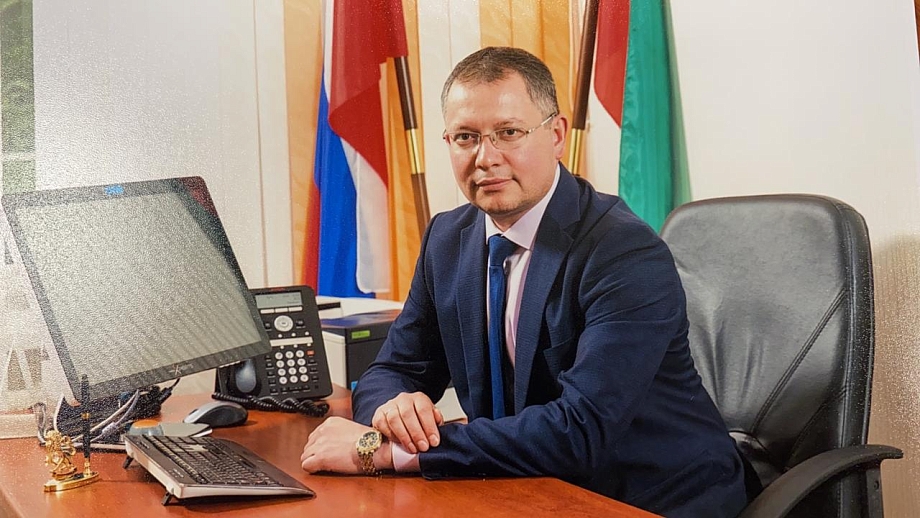 «На подъезде к Москве оперативники догнали их и сняли с поезда. Они были шокированы, надеялись потеряться в мегаполисе. Раулю это удалось»