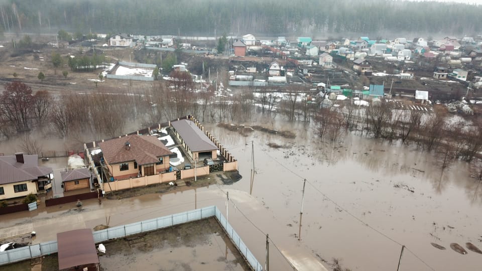 Как разлилась в этом году река Шильна в пригороде Челнов (фото)