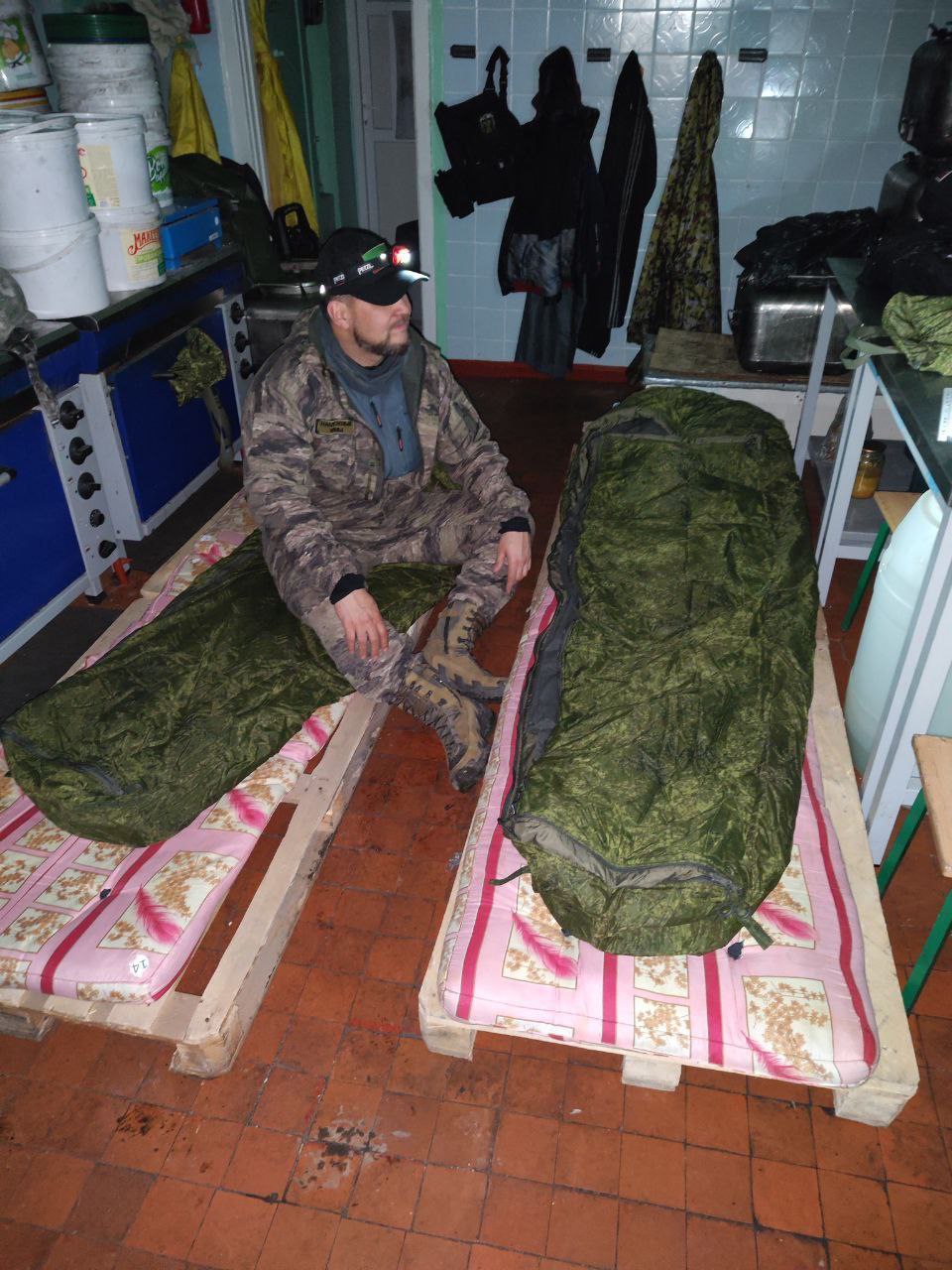 Депутат горсовета поехал в Лисичанск волонтером, чтобы кормить людей (фото)