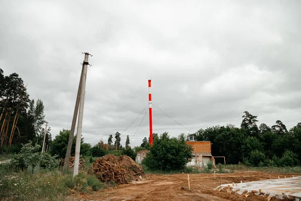 Фото: на месте бывшего тубдиспансера в Тарловке идет стройка