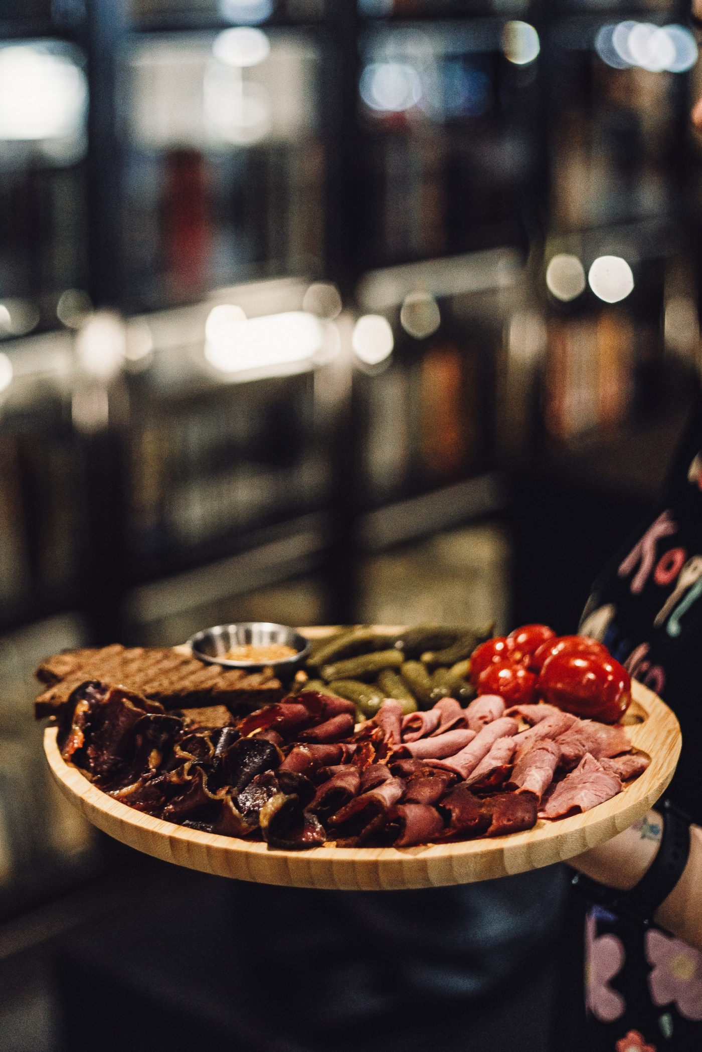 Атмосфера магии и чудес: в Челнах открылся новый рестоклуб Magic place Атмосфера магии и чудес: в Челнах открылся новый рестоклуб Magic place