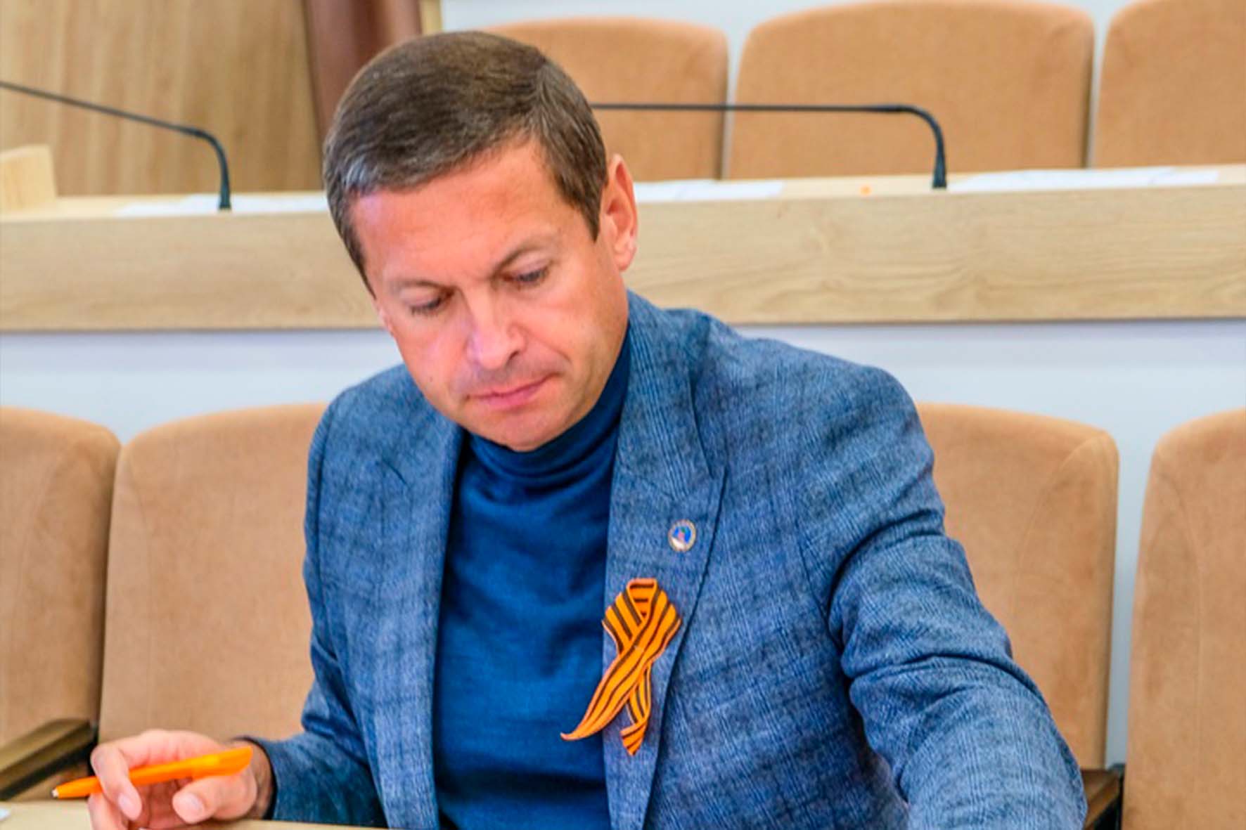 Депутатов и чиновников Челнов собрали в зале мэрии на «Диктант Победы» (фото)
