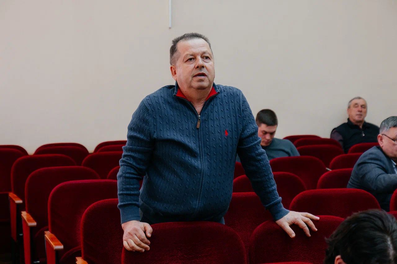 «Сети проложили 30 лет назад, когда проведут газ – не знаем. Скандалы каждый день»