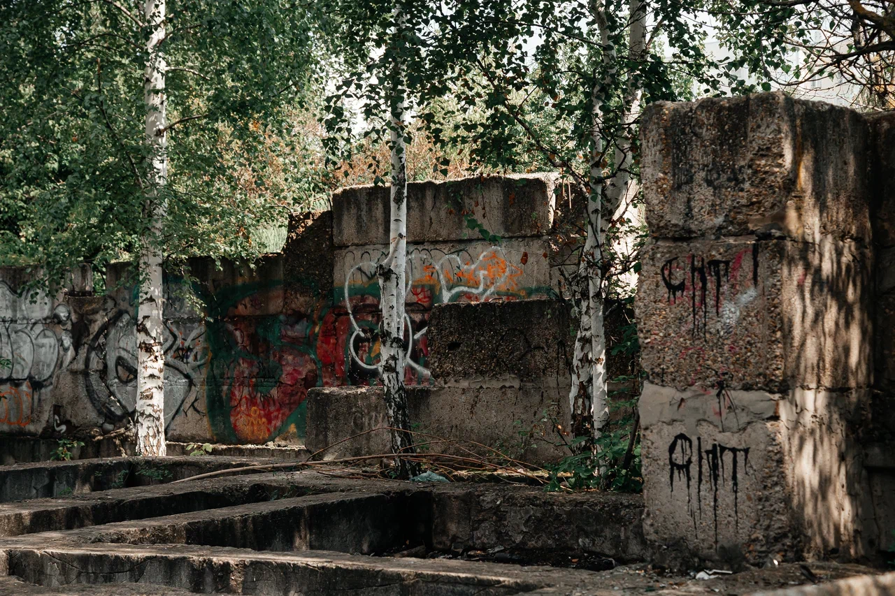 Фото: как выглядит заброшенная стройка КФУ, где должен появиться кампус 