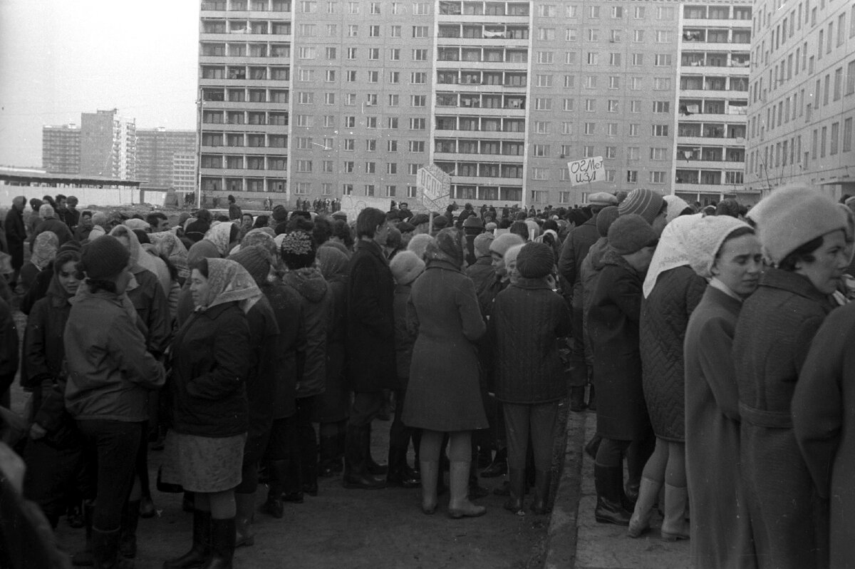 Как проходил Ленинский субботник на «КАМАЗе» 50 лет назад (фото)