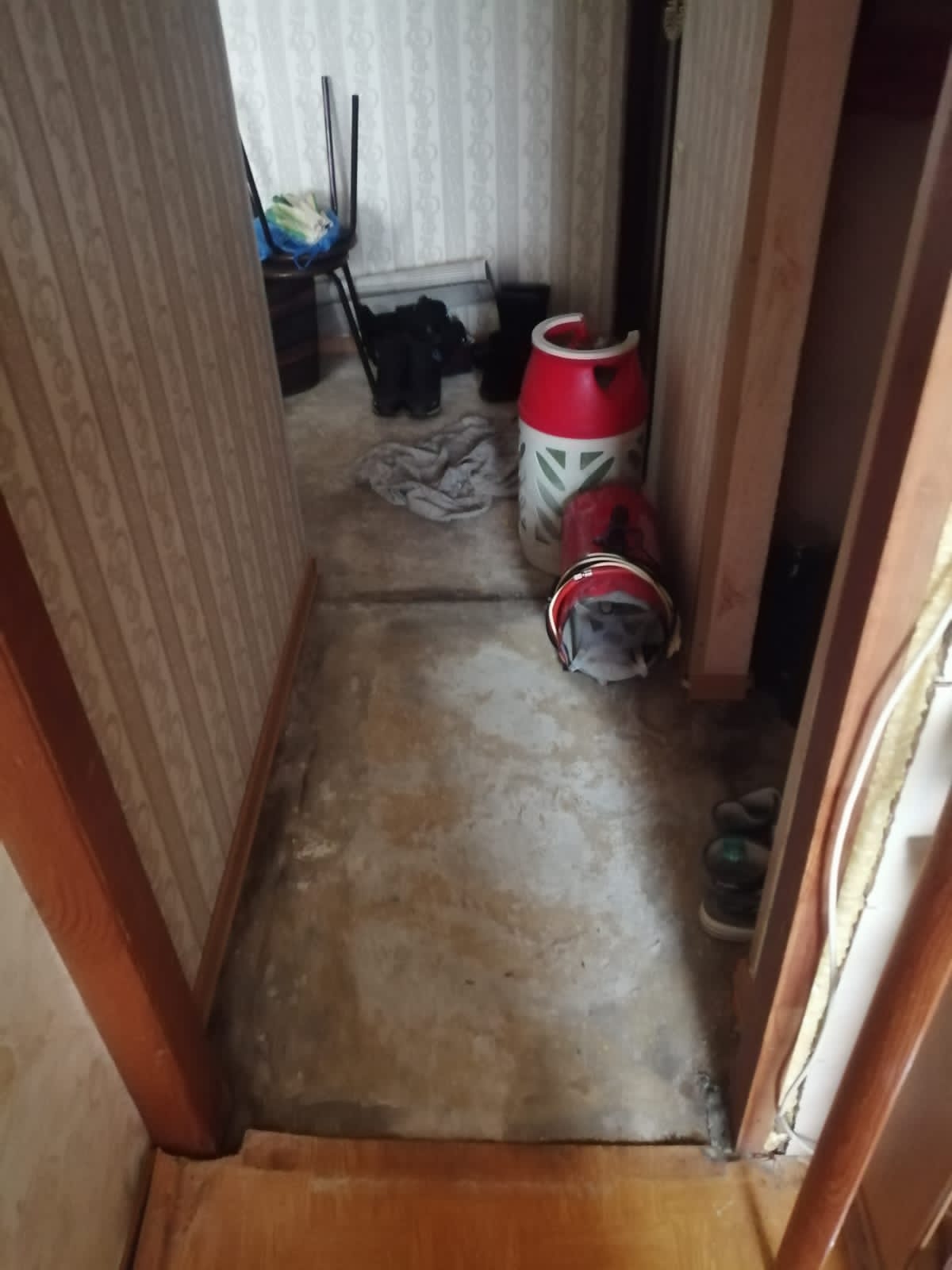 В школах Челнов собирают помощь на квартиру, которую затопило после пожара