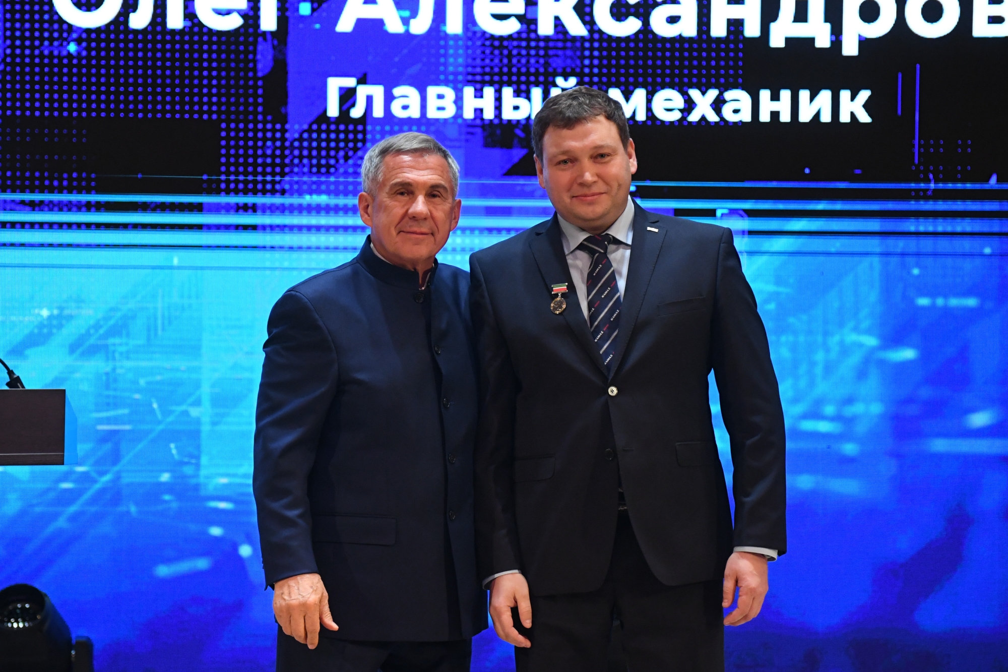 Глава Татарстана поздравил команду «КАМАЗ-мастер» с юбилеем