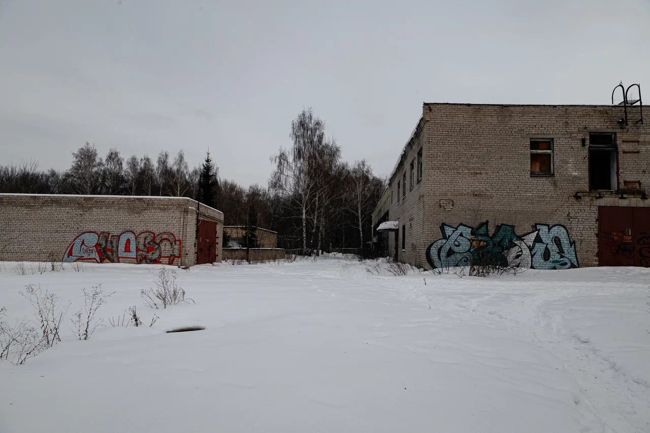 Фото: как выглядит заброшка Ленара Миргалиева, где пострадали дети