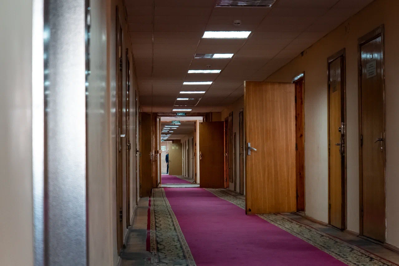 «Транспорт практически прекратил движение - не было топлива. Милиция, скорая не могли выезжать на вызовы» «Транспорт практически прекратил движение - не было топлива. Милиция, скорая не могли выезжать на вызовы»