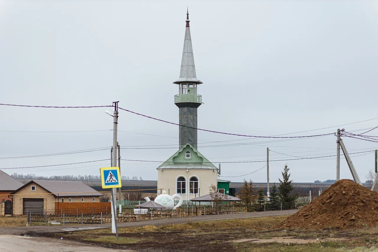 «В первый год, когда мы дарили палки для скандинавской ходьбы, некоторые спрашивали: «А лыжи-то когда дадут?»