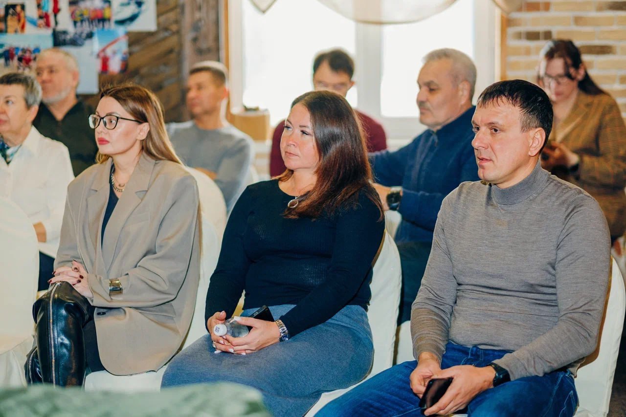 Что-то в этой системе хромает: как прошел выездной бизнес-обед Дариной Что-то в этой системе хромает: как прошел выездной бизнес-обед Дариной