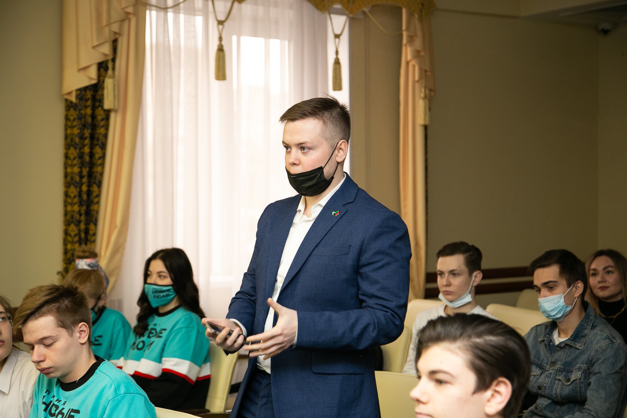 Партия «Новые люди» поддержала проекты для трудных подростков и пенсионеров в Татарстане 