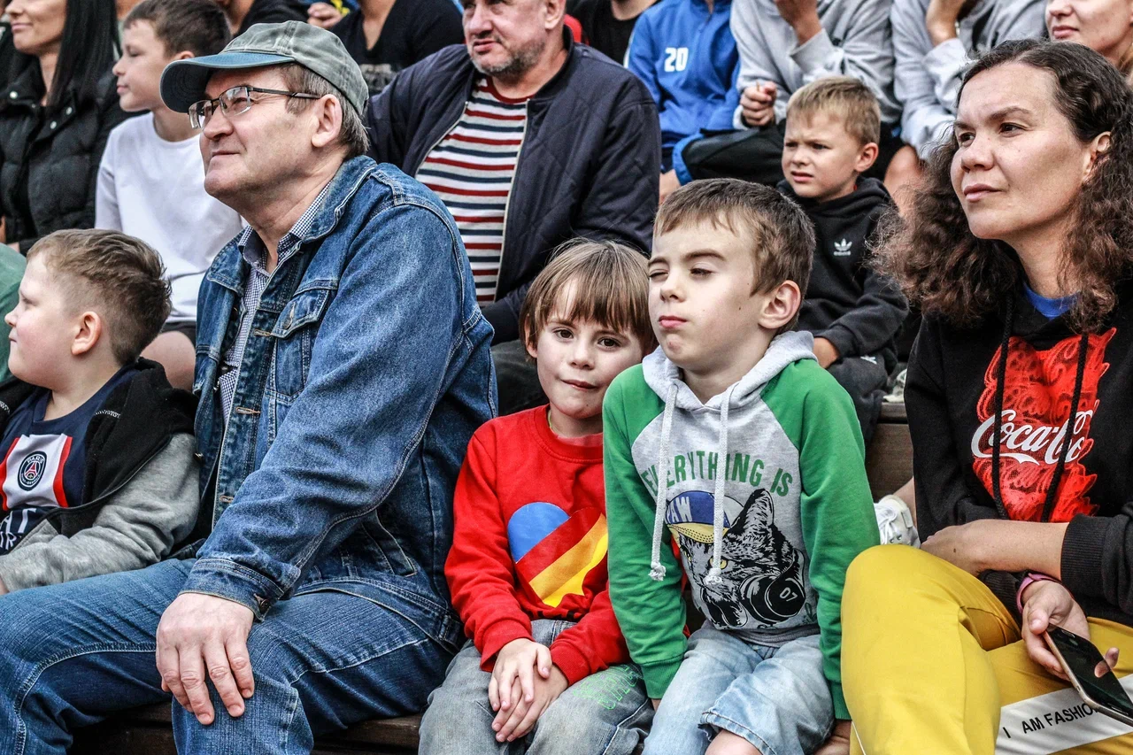 Легенды сборной России выступили на главной площади Челнов (фото)
