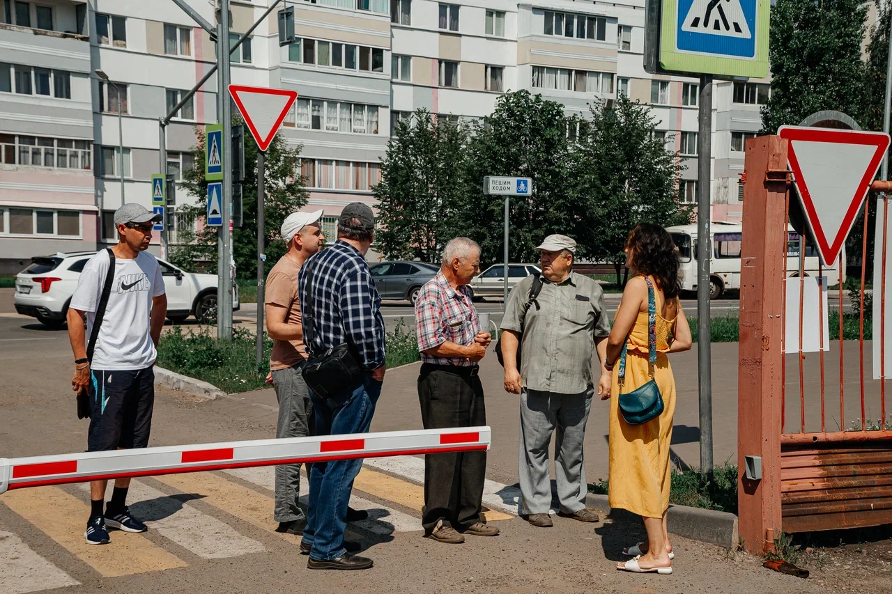 «А у меня две машины, и как с этим быть? За два доступа что ли платить? Морда не треснет?!»