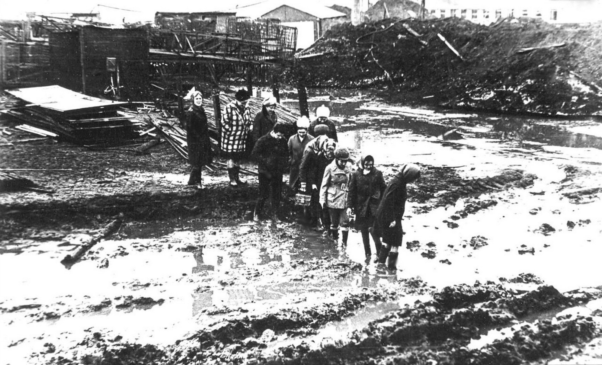 Фото: весна в Челнах на редких исторических снимках