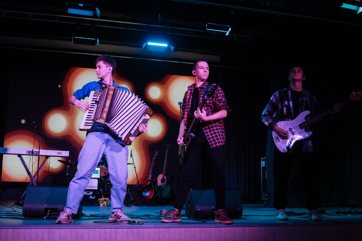 «Школа рока» отметила свое тринадцатилетие большим концертом «Школа рока» отметила свое тринадцатилетие большим концертом