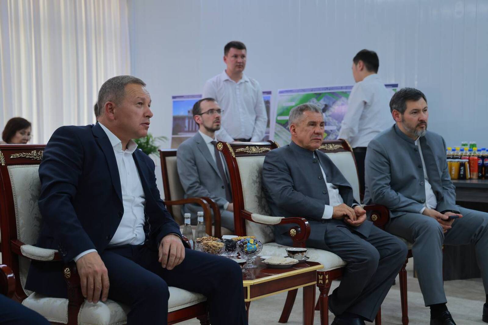Минниханов посетил в Узбекистане промпарк - прототип КИП «Мастер»